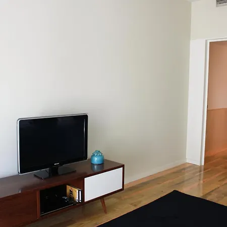 Trendy Heritage Apartment *